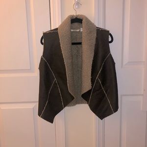 BB Dakota drape faux vest
